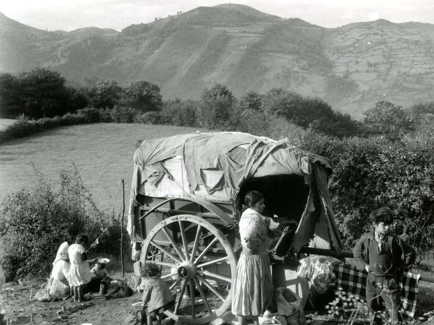 Campamento gitano en Sograndio (Oviedo/Uviéu)